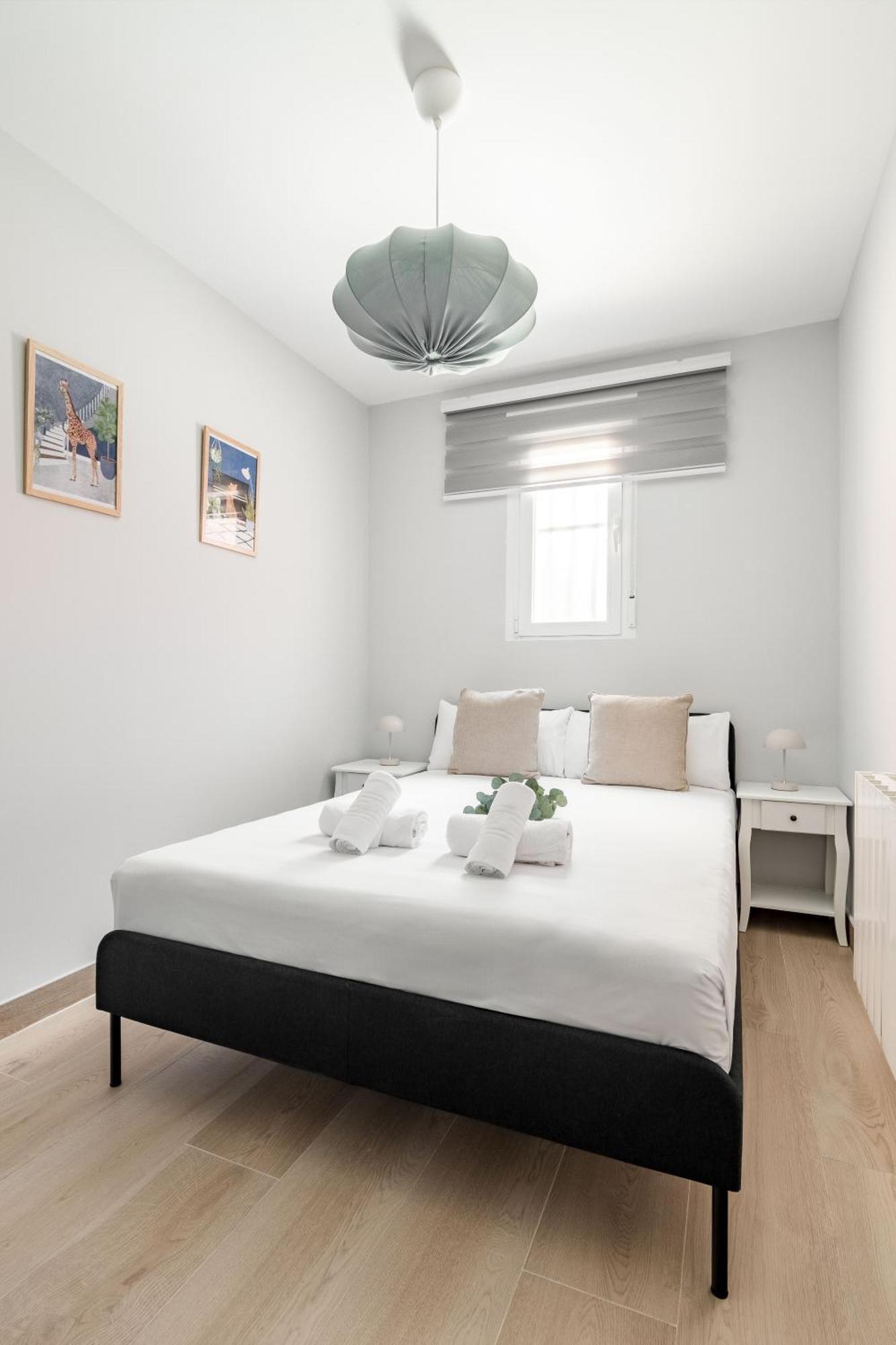 Charming Villa De Vallecas Madrid Ngoại thất bức ảnh