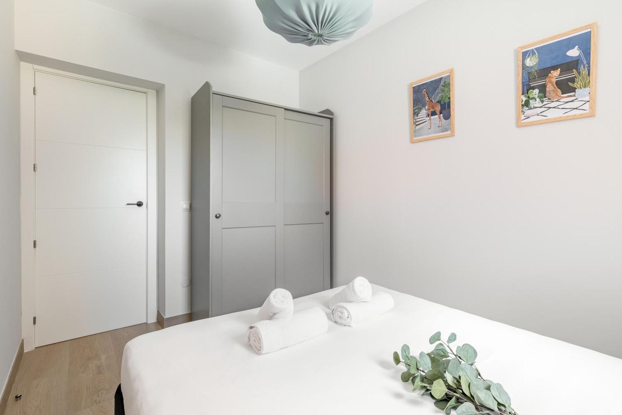 Charming Villa De Vallecas Madrid Ngoại thất bức ảnh
